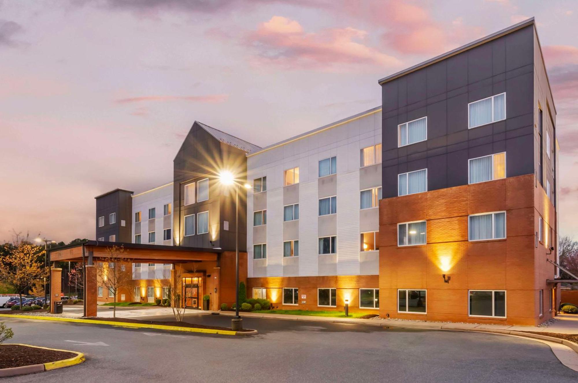 Country Inn & Suites By Radisson, Charlottesville-Uva, Va Exterior foto